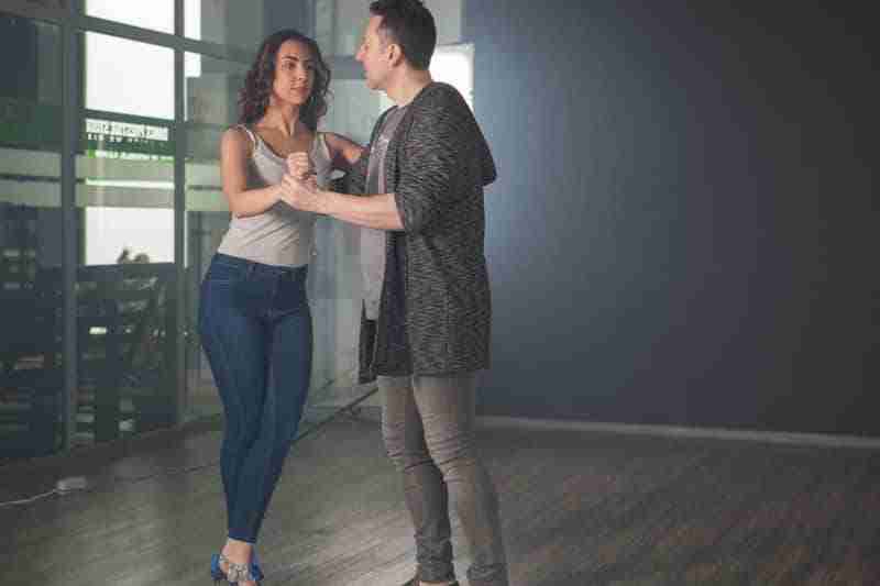 cambios de peso en el baile kizomba