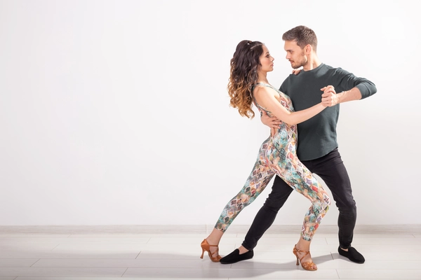Como bailar Kizomba - Urban Kiz